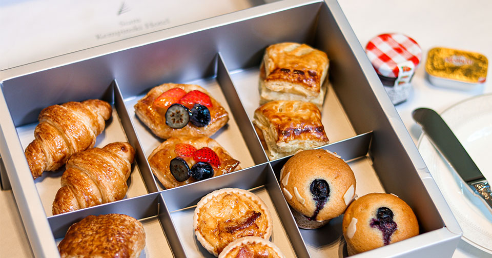 Afternoon Tea and Pastry Takeaway by Siam Kempinski